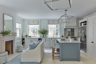  English Country Family Home Kitchen. Chelsea Family  Home by Katharine Pooley London.