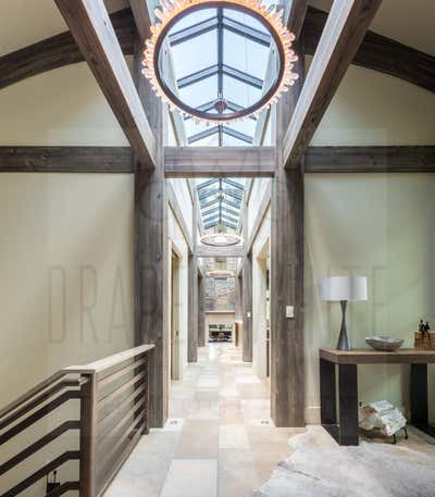  Rustic Entry and Hall. Beacon Ridge by Ruggles Mabe Studio.