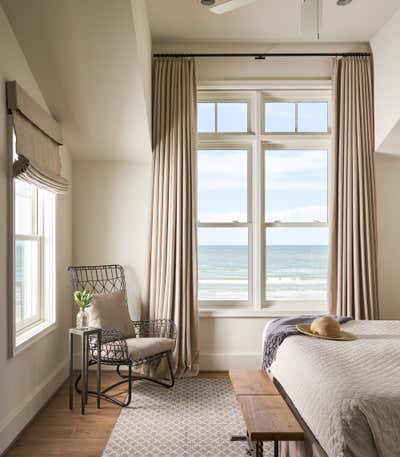  Beach Style Beach House Bedroom. Pelican Lane by Lucas/Eilers Design Associates LLP.