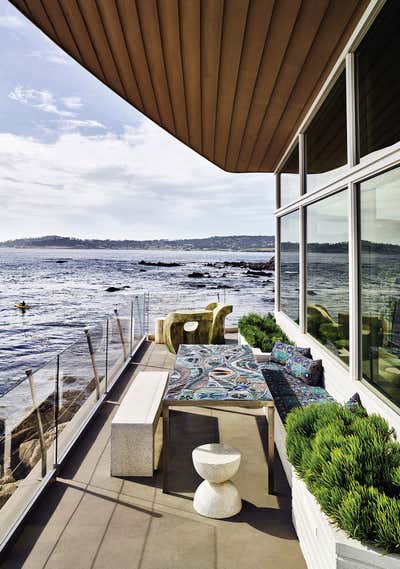  Organic Coastal Family Home Patio and Deck. Butterfly House by Jamie Bush + Co..