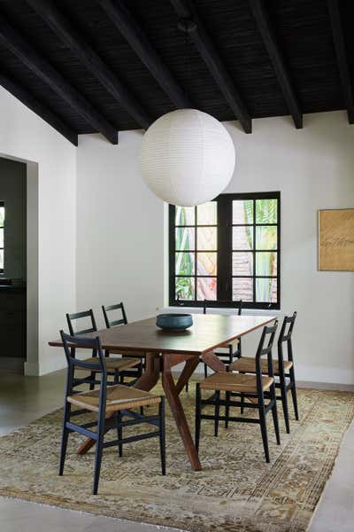  Beach House Dining Room. Miami Beach Bungalow by GRISORO studio.