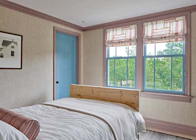  Beach House Bedroom. East Hampton Dunes by Gramercy Design.