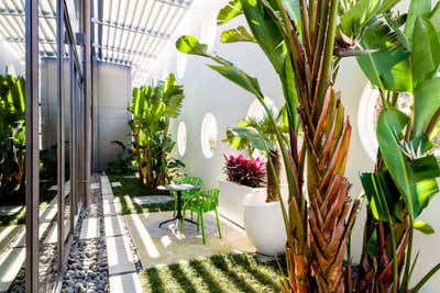  Tropical Entry and Hall. Ponte Vedra Beach, FL by KMH Design.