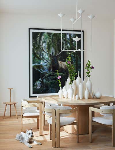 Organic Dining Room. Water Mill by Josh Greene Design.