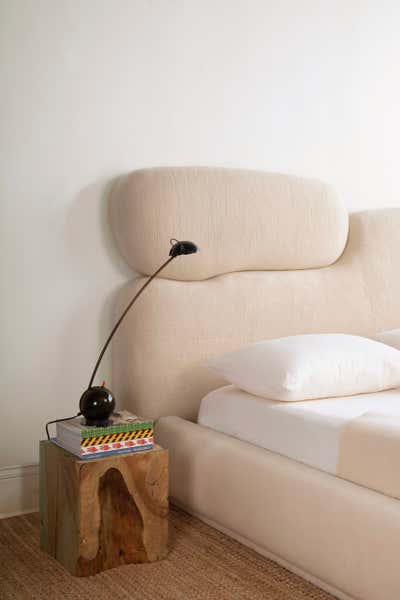  Minimalist Rustic Bedroom. Dolores Heights Residence by Studio AHEAD.