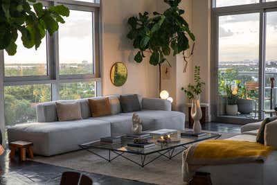  Eclectic Apartment Living Room. Allison Island by STUDIO SANTOS.