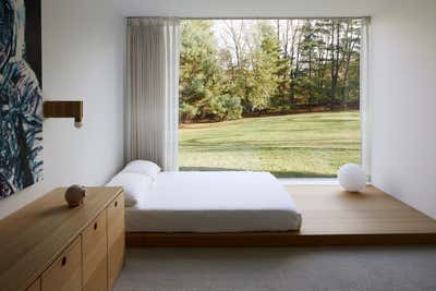  Mid-Century Modern Country House Bedroom. Hudson Valley Glass House by Magdalena Keck Interior Design.