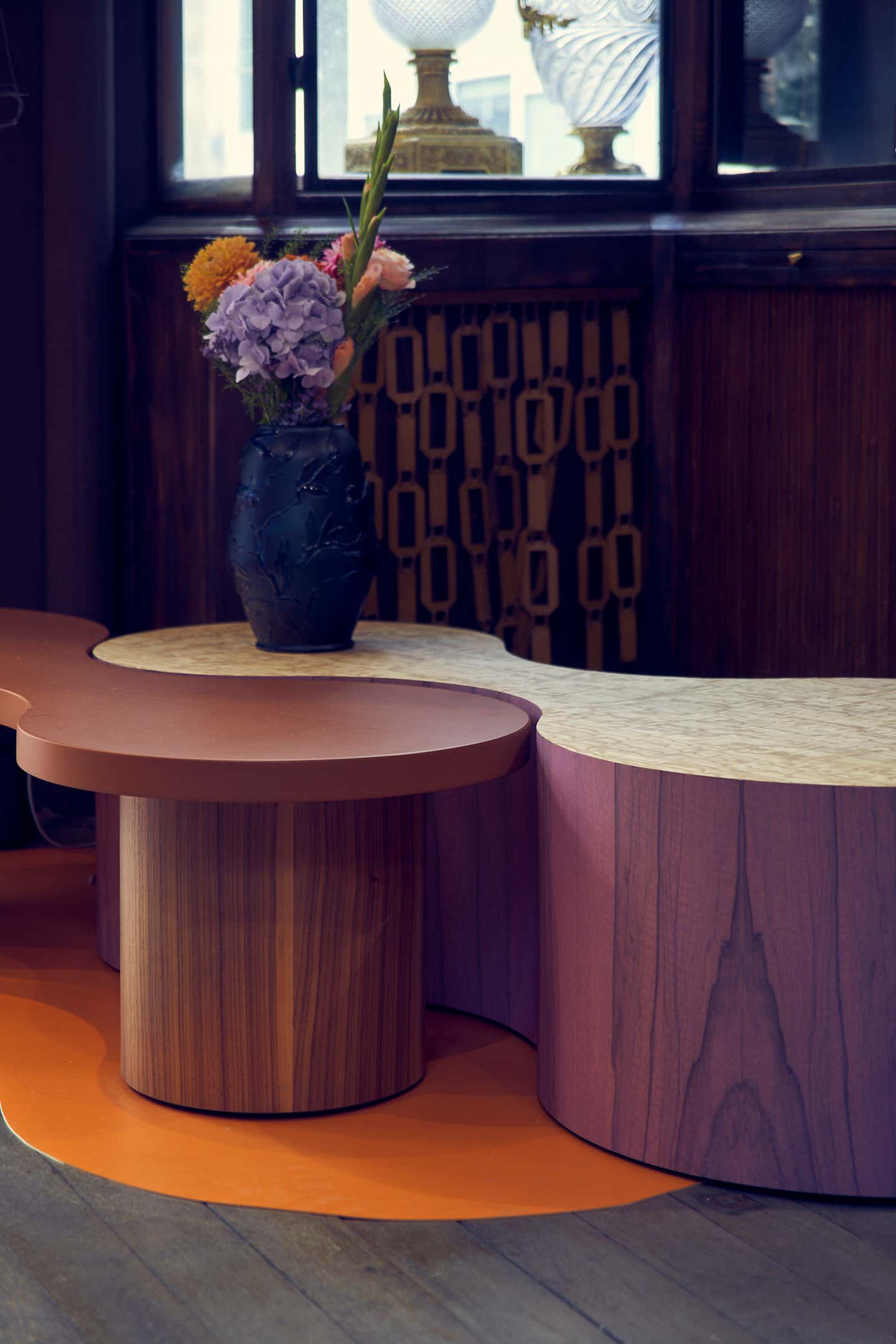 Retail Design Ideas - 1,125 Pictures | 1stDibs