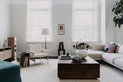  Minimalist Living Room. Boerum Hill Loft by Margaux Lafond.