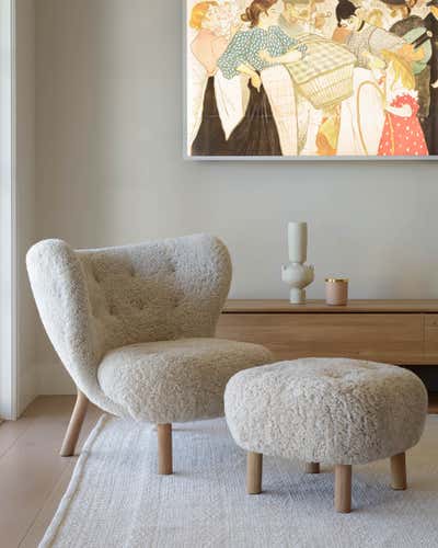 Minimalist Living Room. Palo Alto Modern by Cinquieme Gauche.