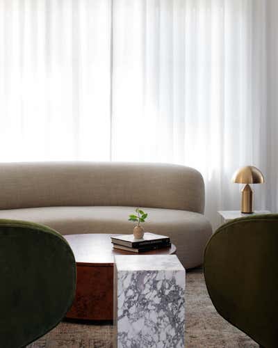  Minimalist Living Room. Palo Alto Modern by Cinquieme Gauche.