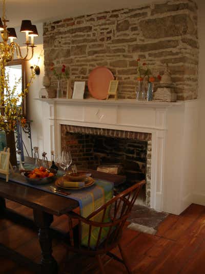  Farmhouse Family Home Dining Room. Country House by DiGuiseppe.