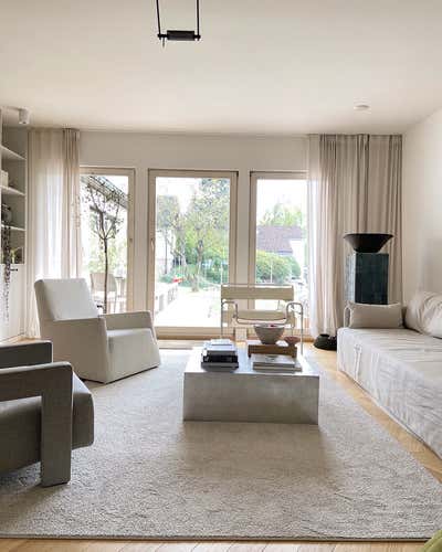  Victorian Family Home Living Room. 70s Bungalow by ZWEI Design.