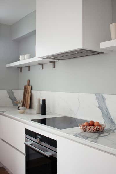  Country Beach Style Apartment Kitchen. Apartment MS by ZWEI Design.