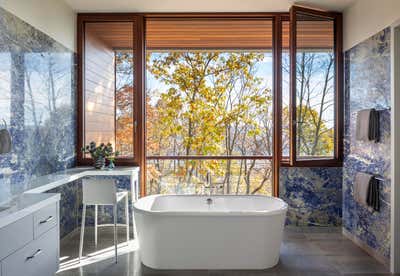  Mid-Century Modern Vacation Home Bathroom. Tuxedo Park by Butter and Eggs.