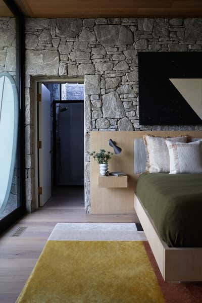  Minimalist Organic Beach House Bedroom. Signal Hill by Chused & Co.