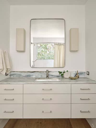  Coastal Family Home Bathroom. Pacific Palisades by Two Muse Studios.