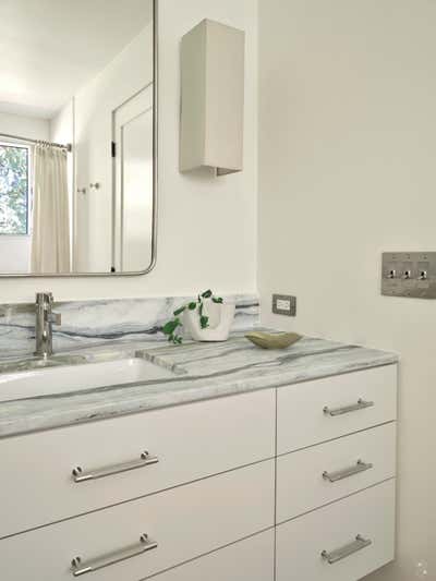  Traditional Family Home Bathroom. Pacific Palisades by Two Muse Studios.