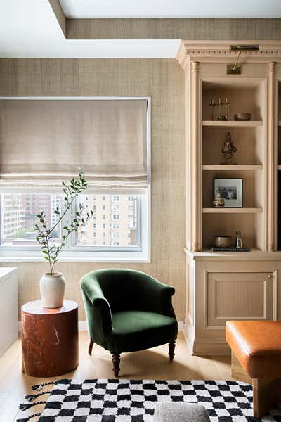  Mid-Century Modern Apartment Living Room. Greenwich Village Pied-a-Terre by Nate Berkus Associates.