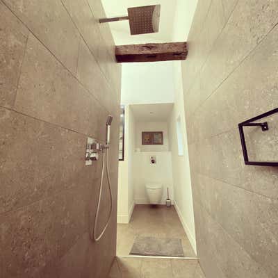  Country Bathroom. la Maison des Vignes by I CYR Architecture.