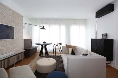  Minimalist Bachelor Pad Living Room. de la Faisanderie by I CYR Architecture.