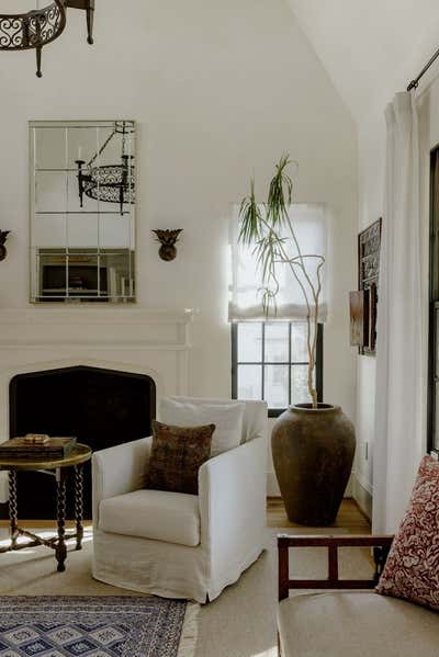  Organic Family Home Living Room. Chevy Chase Victorian by Zoe Feldman Design.