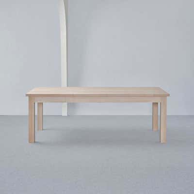  Minimalist Living Room. piano table by OstudiO.