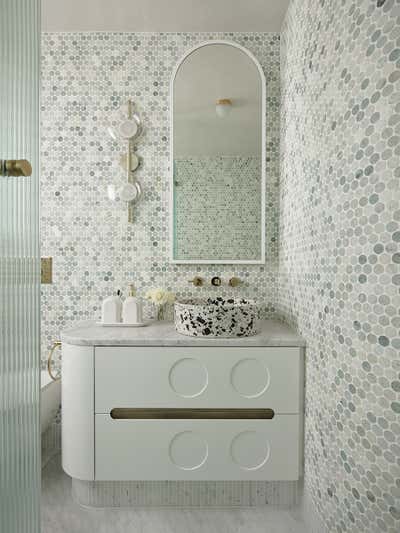  Contemporary Modern Apartment Bathroom. Bondi Beach Apartment  by Greg Natale.