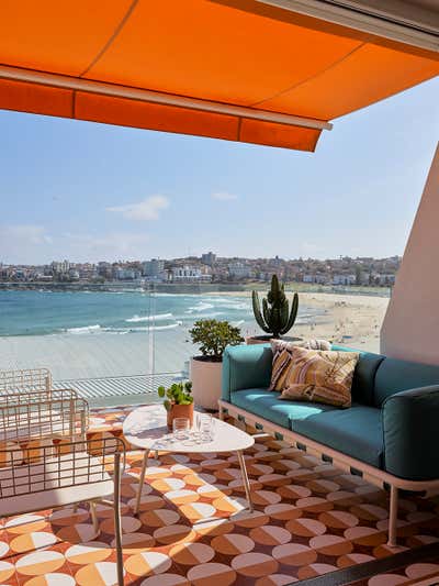  Transitional Apartment Patio and Deck. Bondi Beach Apartment  by Greg Natale.