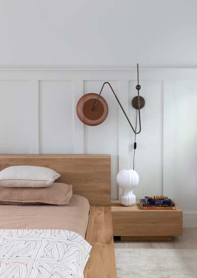  Organic Bedroom. Chestnut Bungalow by MK Workshop.