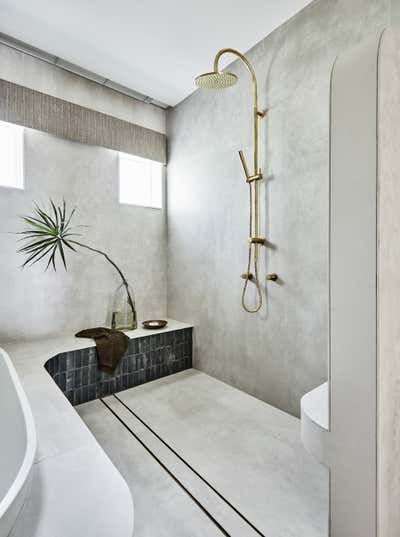  Southwestern Family Home Bathroom. Sirocco by Kate Nixon.