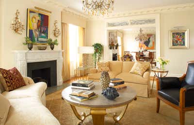  Traditional Living Room. Central Park West  by Goralnick Architecture and Deisgn.