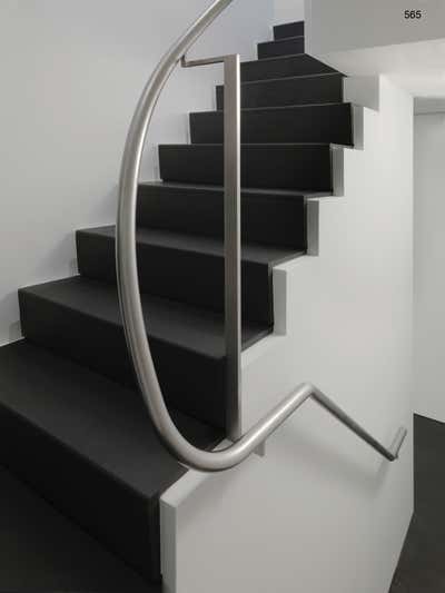  Minimalist Entry and Hall. New York Triplex by Newick Architects.