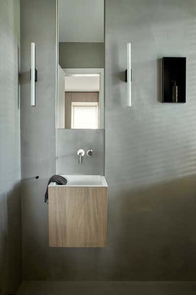  Minimalist Bathroom. Private Residence by .PEAM.