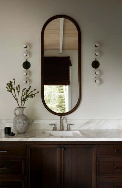  Mid-Century Modern Family Home Bathroom. White Pine by Susannah Holmberg Studios.