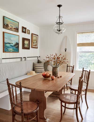  Cottage Rustic Beach House Dining Room. Southampton Surf Retreat by Becca Interiors.