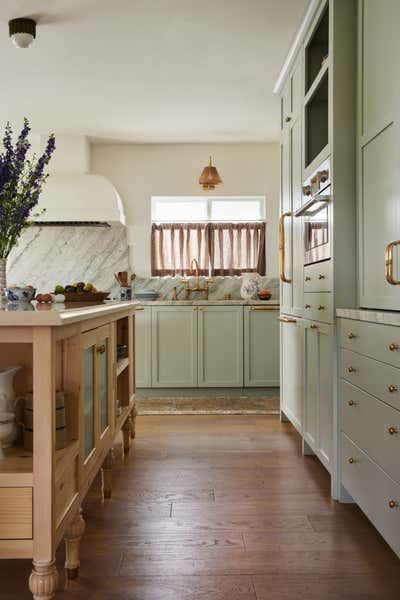  Country Family Home Kitchen. Mar Vista by Stefani Stein.