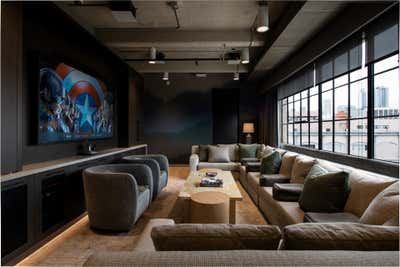  Industrial Office Meeting Room. Downtown L.A. Industrial Office by Deirdre Doherty Interiors, Inc..