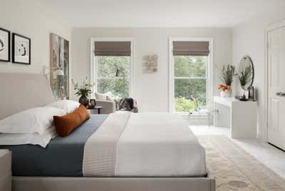  Modern Family Home Bedroom. Bedroom Set Point by Interior Matter.
