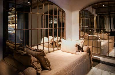  Industrial Bedroom. Caroale  by Stewart + Stewart Design.