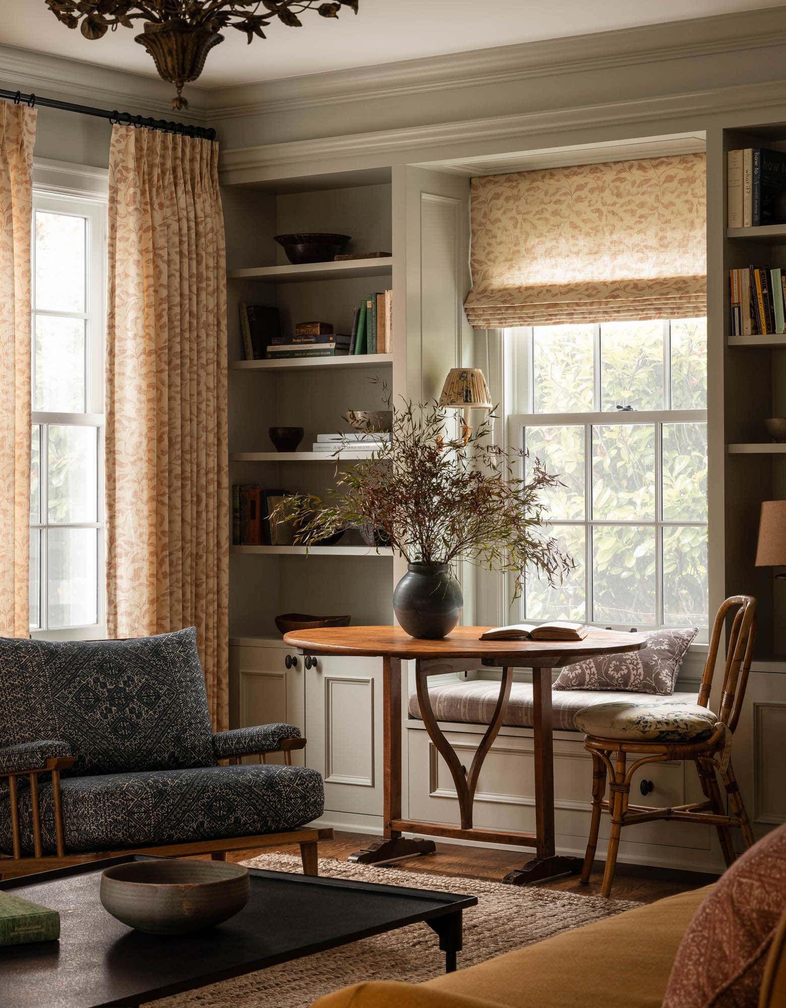 Living Room by Heidi Caillier Design | 1stDibs