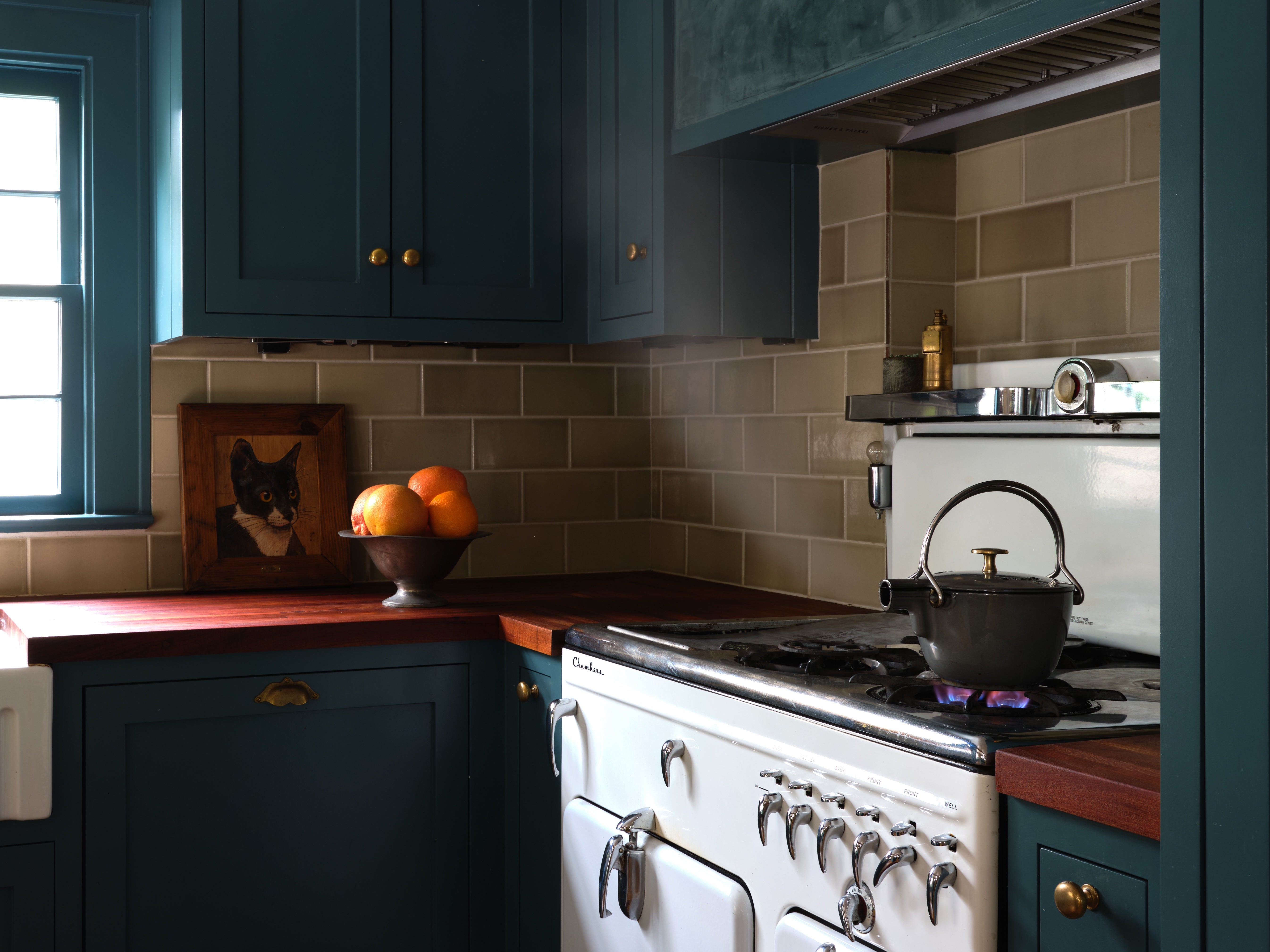 Art Deco Kitchen Design Ideas - 164 Pictures | 1stDibs