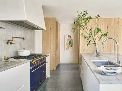  Modern Beach House Kitchen. Sagaponack Home by Tori Golub Interior Design.