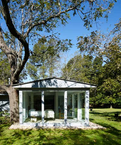  Minimalist Country House Exterior. Artist's Retreat by Michael Del Piero Good Design.