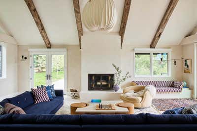  Mid-Century Modern Living Room. Aspen Mountain Retreat by Bunsa Studio.