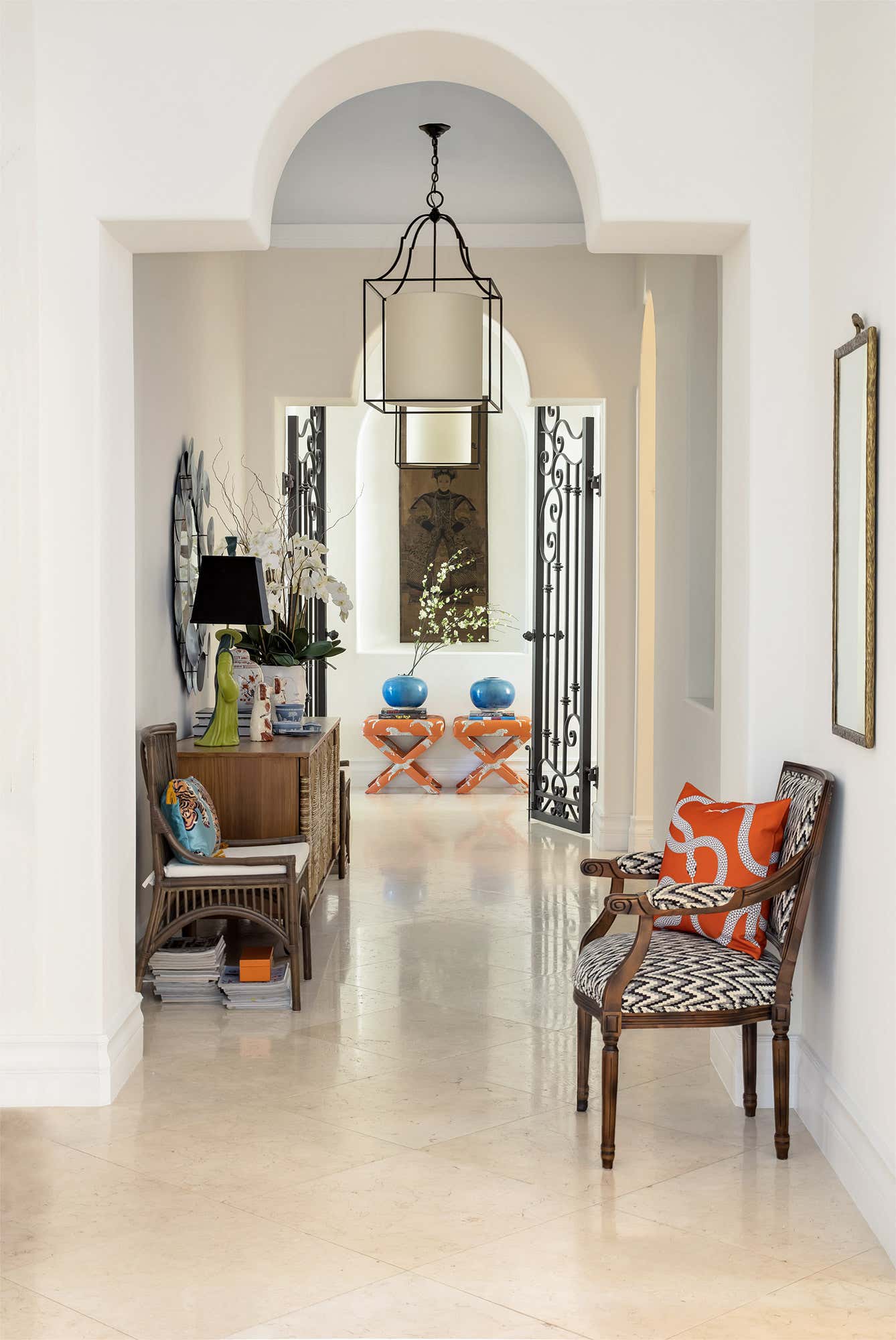 Eclectic Entry and Hall Design Ideas - 1,334 Pictures | 1stDibs