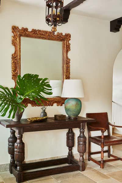  Mediterranean Tropical Family Home Entry and Hall. Longwood by Wendy Haworth Design Studio.