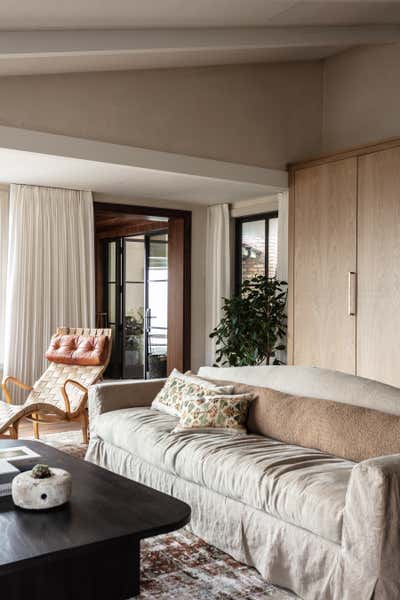  Scandinavian Family Home Living Room. Emerald Bay by Studio Gutow.