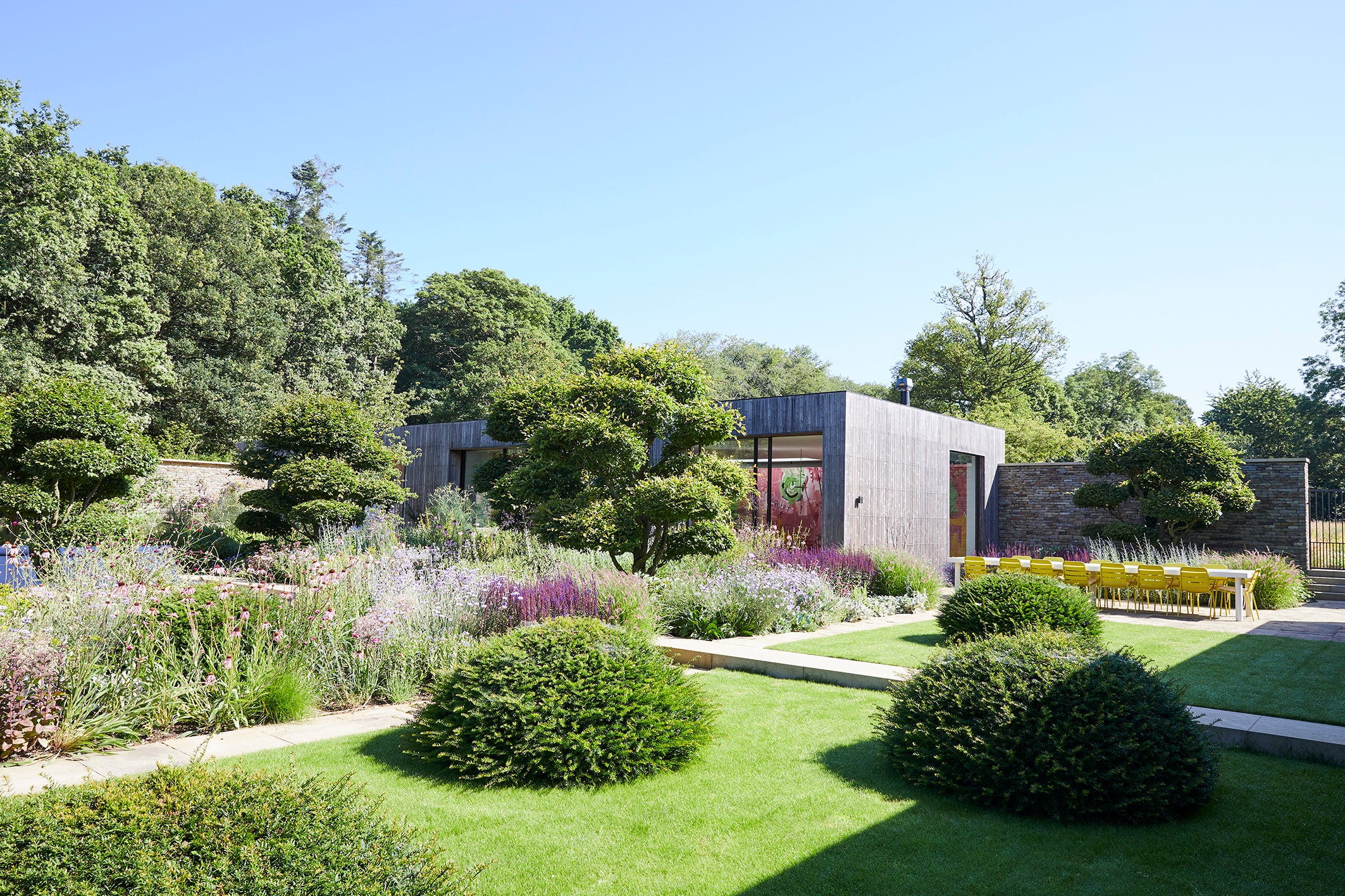 Mid-Century Modern Exterior