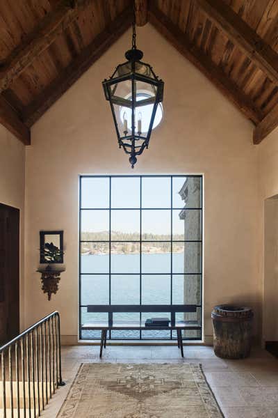  Western Vacation Home Entry and Hall. Montana Boat House by Ohara Davies Gaetano Interiors.